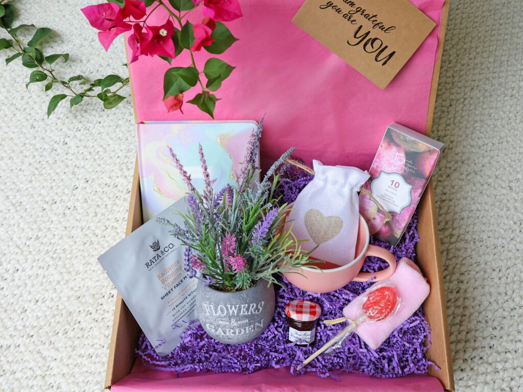 21 Mothers Day Gift Basket Ideas She’ll Truly Love